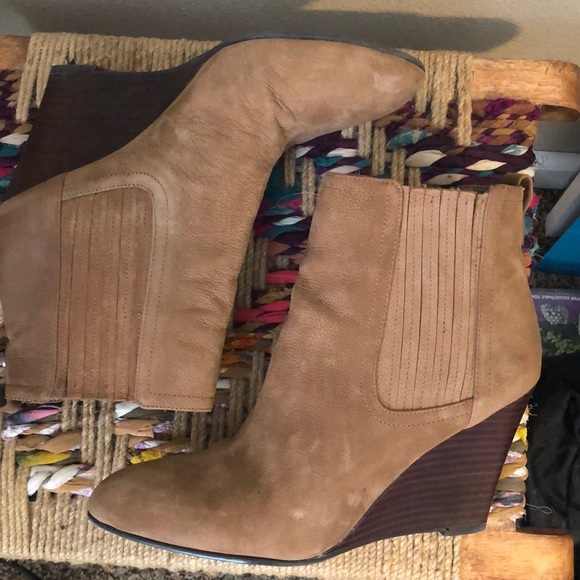 Sam Edelman Booties. 100% Suede. Size 6.5. - Picture 2 of 3